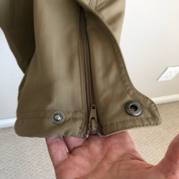 L.L. Bean Men’s Zip-Leg Convertible Pants Sz Large Short - Picture 6 of 14